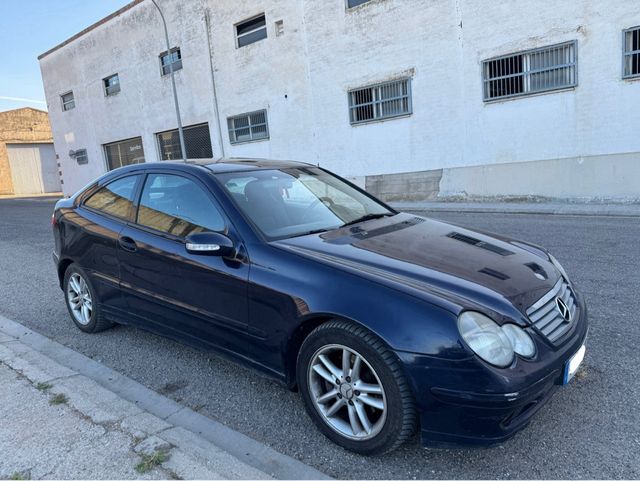 Mercedes-Benz Clase C 2001