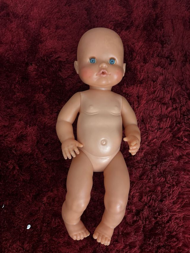 Muñeca bebé antigua