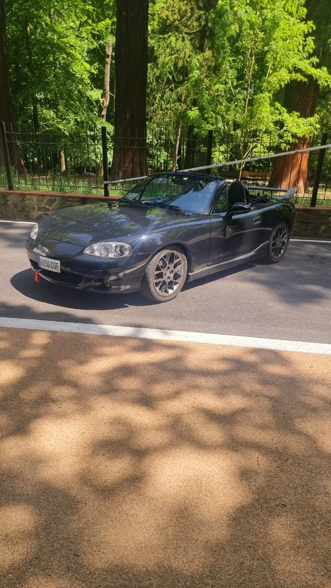 Mazda MX-5 2004 - foto 1