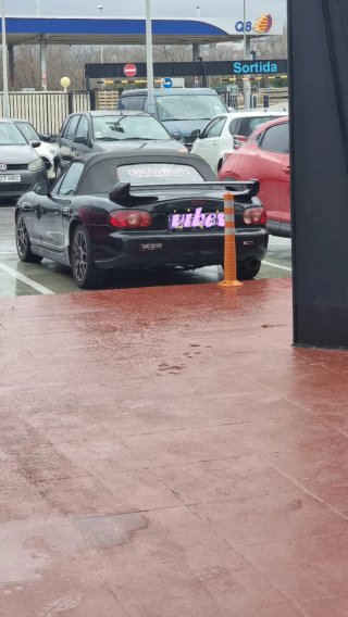 Mazda MX-5 2004