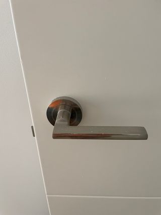 Puerta blanca lacada - 210cm 2 puertas
