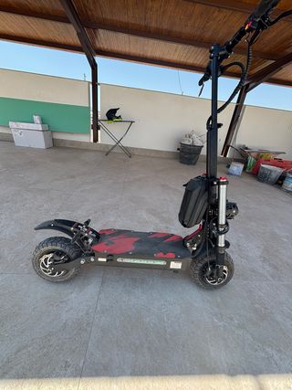 Patinete eléctrico todoterreno