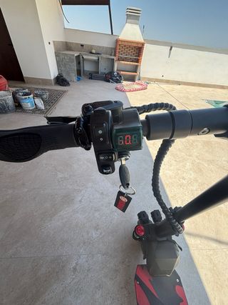 Patinete eléctrico todoterreno