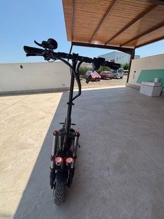 Patinete eléctrico todoterreno