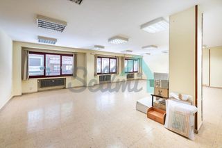 Oficina en venta en Campo San Francisco - Plaza de América en Oviedo
