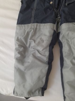 Mono esquí talla 4-5 años