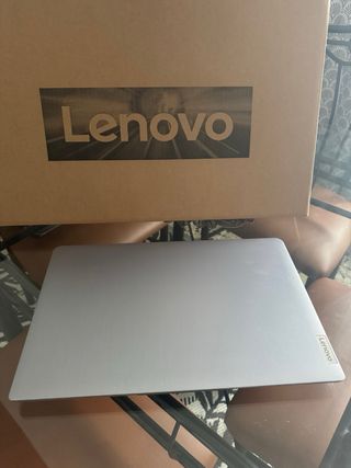 Lenovo IdeaPad 3 i7 12ª Gen - 16GB-1TB SSD