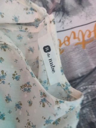 Blusa De Nube - Flores Azul y Blanco