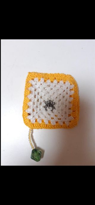 Borsellino uncinetto giallo bianco