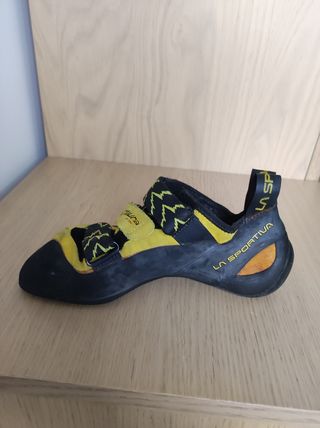 Zapatillas escalada La Sportiva Miura - 42