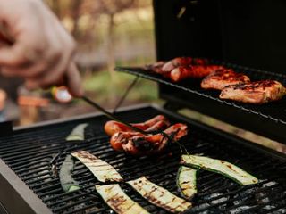 Barbecue a pellet
195 metallo nero e argento