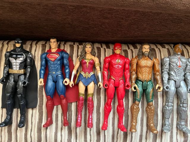figuras articuladas superheroes dc