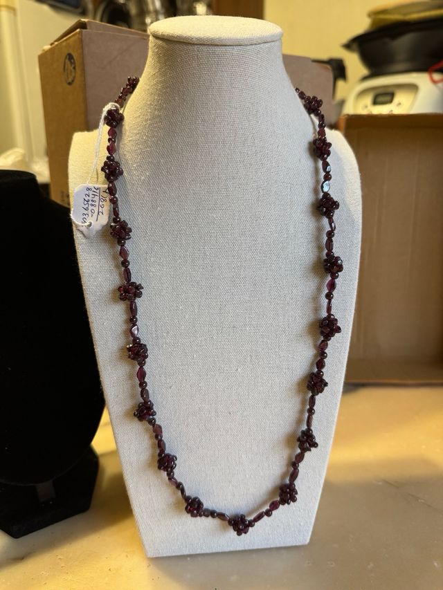 Collana Indiana in Granato 