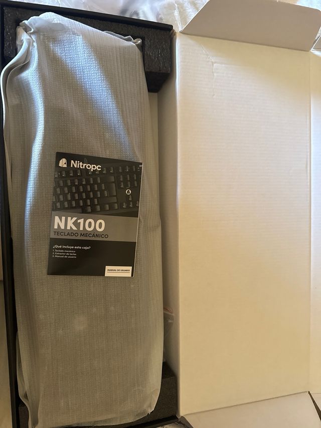 Teclado NitroPC gaming RGB
conexion usb En su caja
