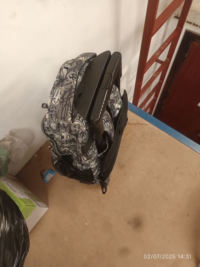 Mochila escolar con ruedas