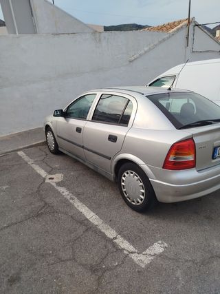 Opel Astra 2003