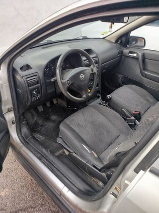 Opel Astra 2003
