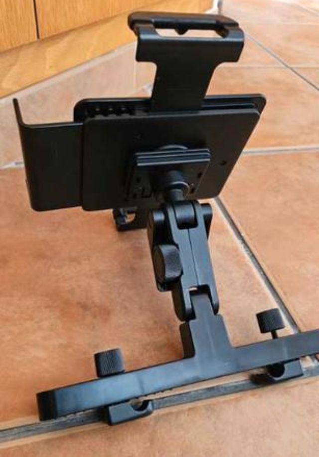 Supporto per tablet da auto - Regolabile