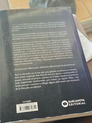 Noesi. Textos de filosofia per a les PAU 2025