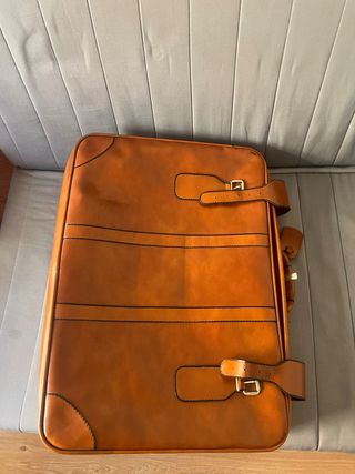 Maleta vintage marrón