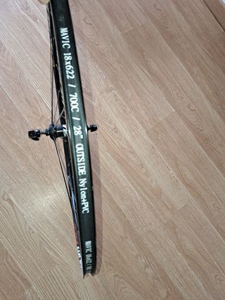 Rueda Mavic 18x622 700c