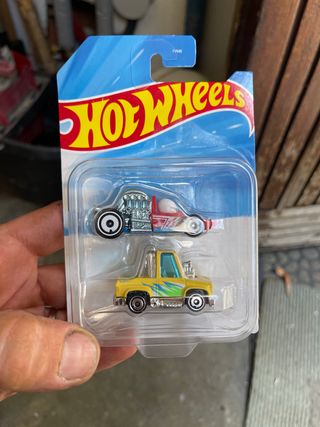 Hot Wheels 2 auto
