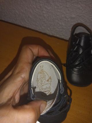 Zapatillas bebé Villena Piel