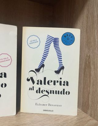 Lote Elísabet Benavent de bolsillo