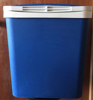 Nevera portátil azul