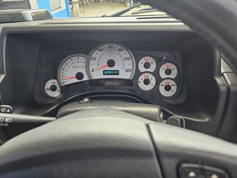 Hummer H2 2003, foto 16