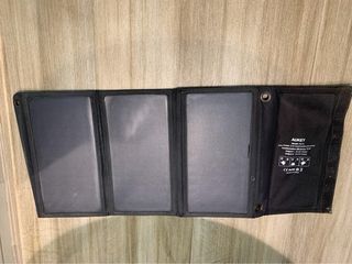 Cargador solar AUKEY 21W