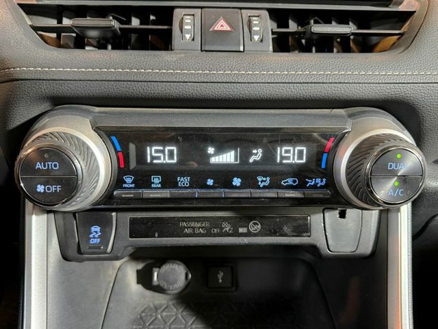 Toyota Rav4 2.5l 220H Business 4WD