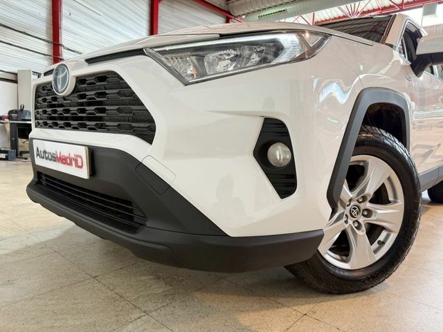 Toyota Rav4 2.5l 220H Business 4WD