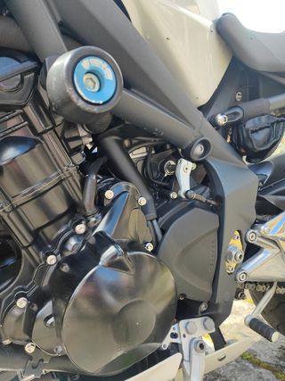 Triumph Street Triple 675 (108CV)