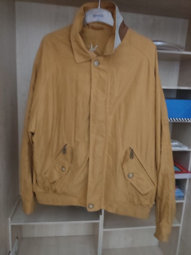 Chaqueta Yves Saint Laurent amarilla