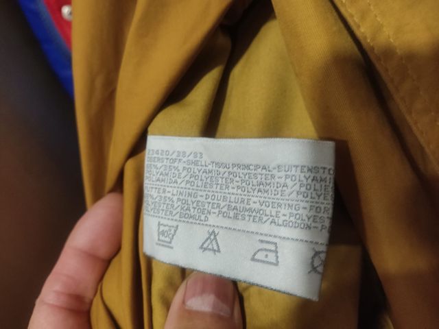 Chaqueta Yves Saint Laurent amarilla