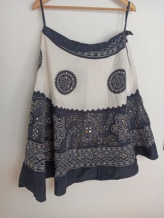 Falda boho chic blanco y negro