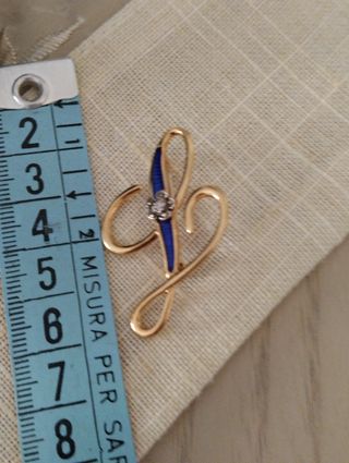 Spilla lettera oro 18 carati vintage