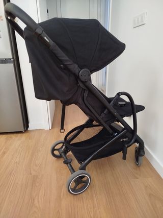 Silla paseo Cybex Beezy negra NO SE PUEDE PLAGAR