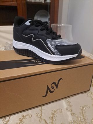 Scarpe sportive donna n.36