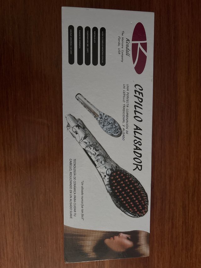 Cepillo Alisador Kendall -Todo tipo de cabello