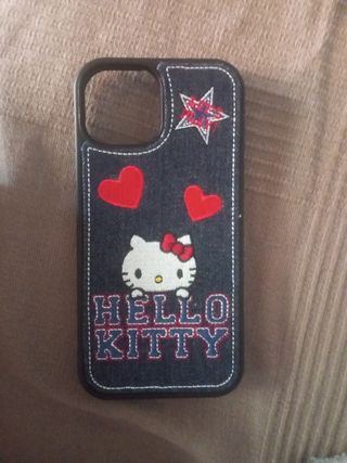 Funda Hello Kitty Bershka iPhone 13/14/15