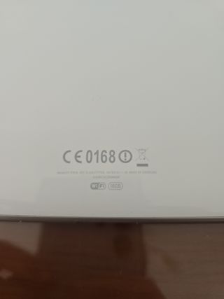 Samsung Galaxy Tab GT‑P7510 (10.1″). 