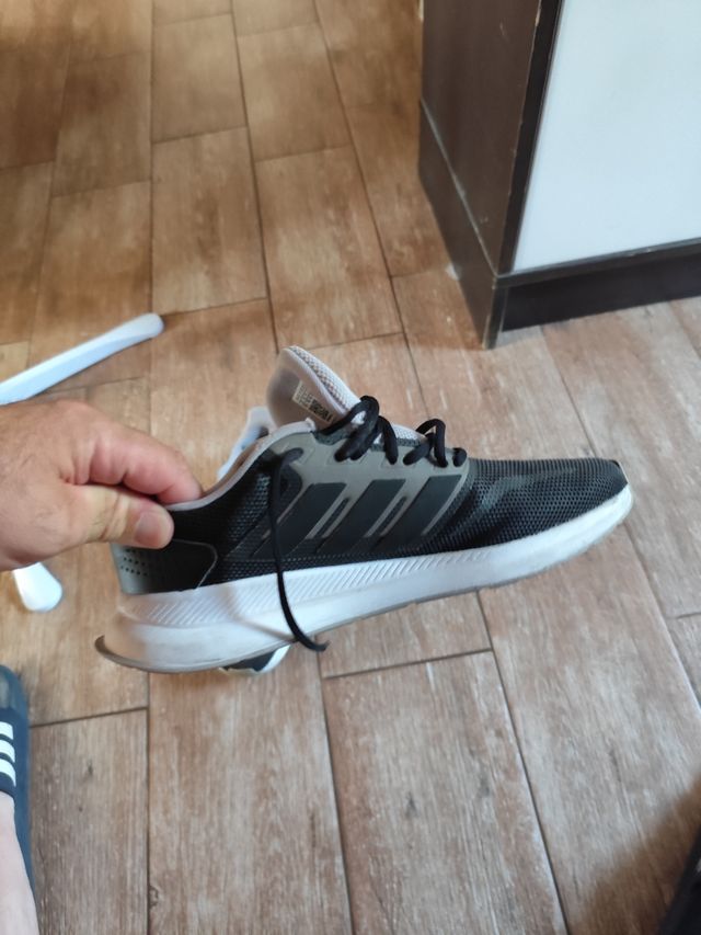 Zapatillas Adidas - Deportivas