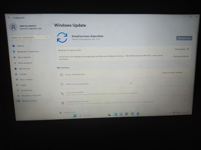Portátil Lenovo 100e 2nd Gen Negro