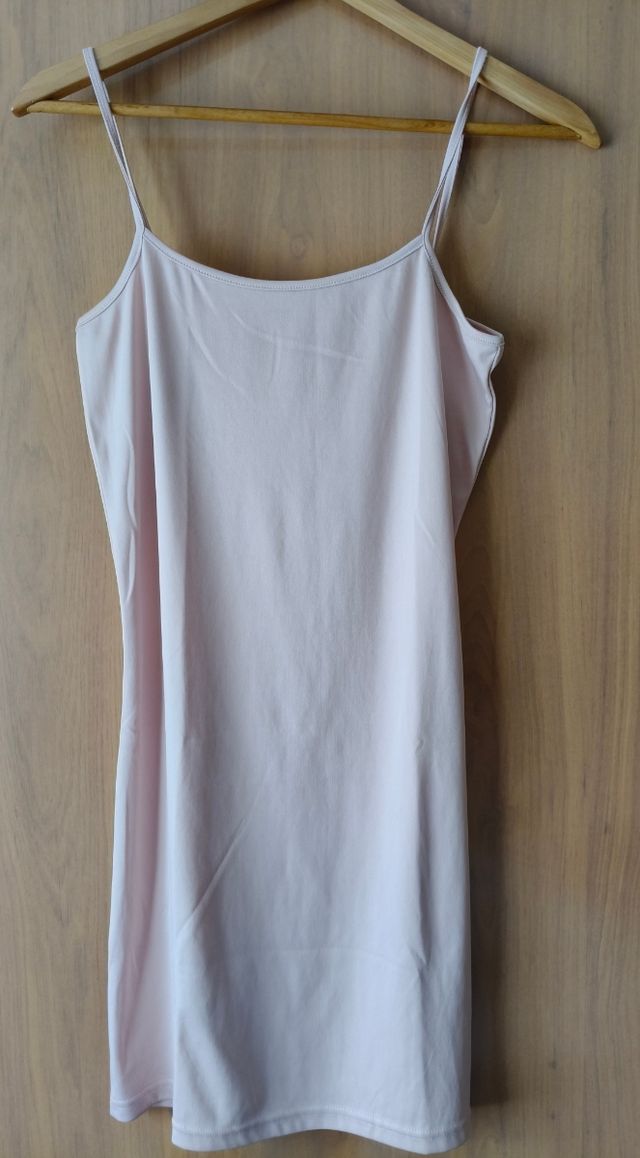 Vestido Amichi rosa encaje