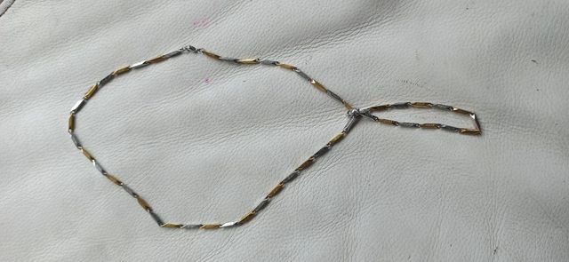 Collar y Pulsera Dorados