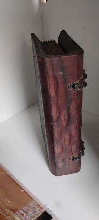Caja madera estilo libro antiguo