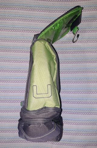 Neceser marca Adolfo Domínguez