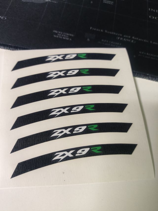 Pegatinas llantas moto - Michelin